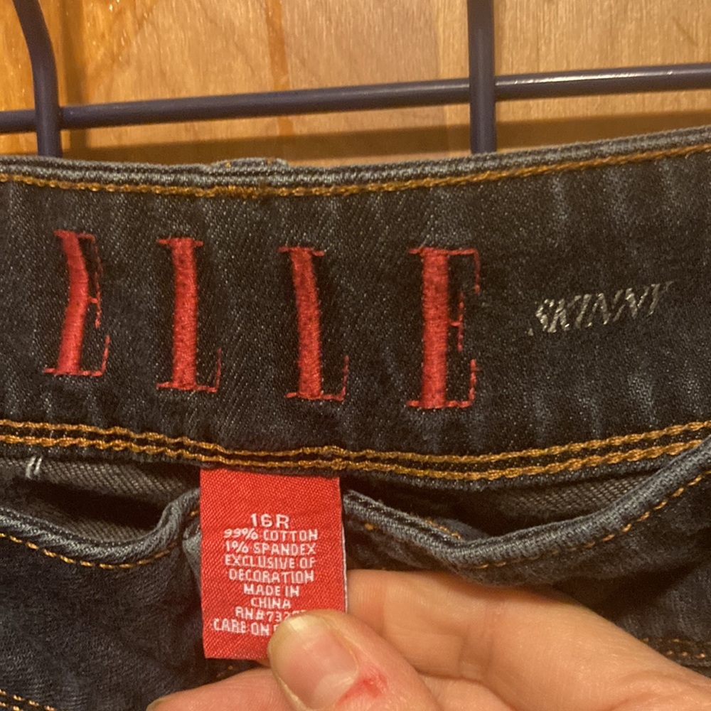 Elle Jeans - Picture 2 of 6